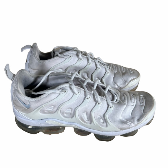 Nike Air VaporMax Plus Men's Shoe Size 10.5 #712A